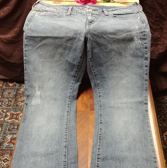 FINAL PRICE⭐PERSONAL IDENTITY (pants)⭐ (⭐ bundle 2 listing's with a ⭐ for $15 ⭐) - Picture 2 of 7